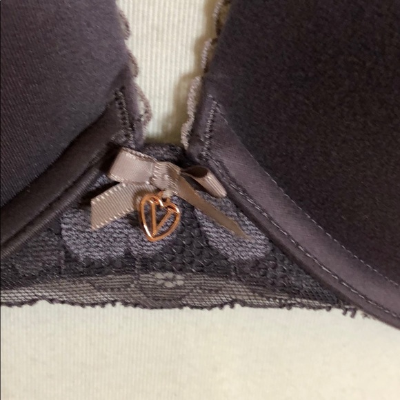 Bra - Picture 2 of 4